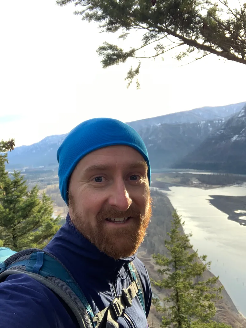 A selfie on the summit of Beacon Rock